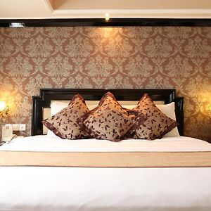 Golden Boutique Hotel Melawai